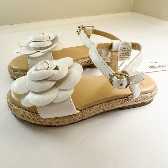 Janie and Jack Sandals Girl White Flower Espadrille Shoes Size 8 NWT - Picture 4 of 6